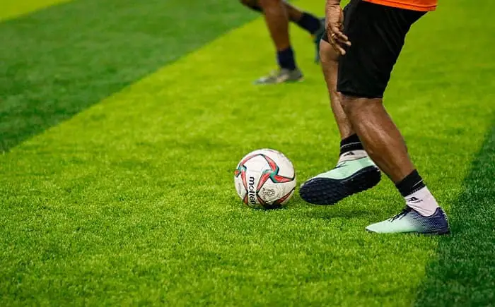 Exemples de compliments pour un footballeur